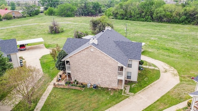 806 Treadwell Ct unit 804A, Hurst, TX 76053 - photo 2