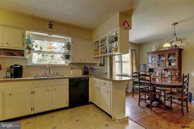 645 Herrs Ridge Rd unit 10, Gettysburg, PA 17325 - photo 7