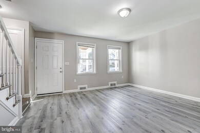 1414 Meridene Dr, Baltimore, MD 21239 - photo 4