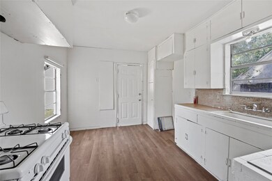 7123 Foster St, Houston, TX 77021 - photo 7