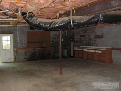 112 Chestnut Mountain Rd, Deep Gap, NC 28618 - photo 7