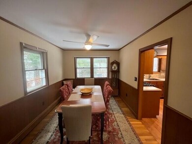 31 Davis St, Vineyard Haven, MA 02568 - photo 5