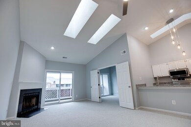 12949 Grays Pointe Rd unit C, Fairfax, VA 22033 - photo 7