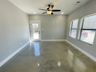 1215 Oak Dr unit 105, Denison, TX 75020 - photo 5