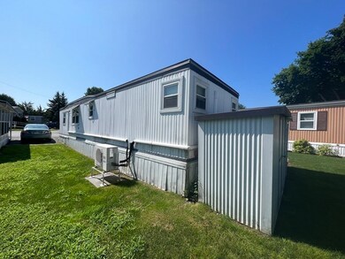 239 Ayer Rd unit 20, Littleton, MA 01460 - photo 4