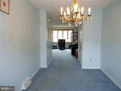 2833 Maxwell St, Philadelphia, PA 19136 - photo 5