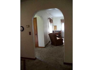 Other. Enter into the diningroom through the curve