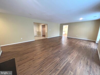 4700 Coyle Rd unit 205, Owings Mills, MD 21117 - photo 7