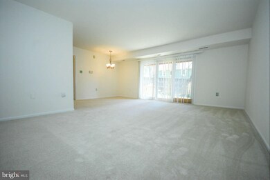 204 Park Terrace Ct SE unit 24, Vienna, VA 22180 - photo 2