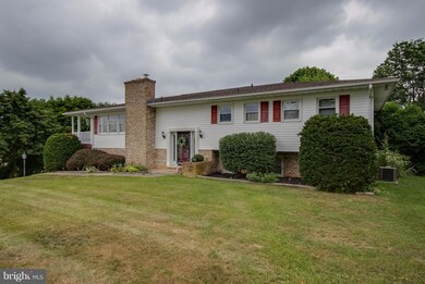 918 Gahle Rd, Westminster, MD 21157 - photo 2