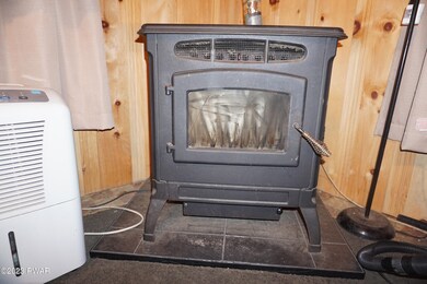 211 Old Route 402, Dingmans Ferry, PA 18328 - photo 7