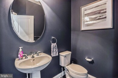 202 Freemans Farm Way, Yardley, PA 19067 - photo 7