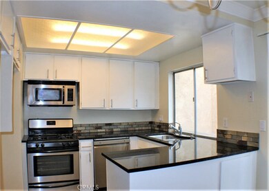 12176 Carnation Ln unit C, Moreno Valley, CA 92557 - photo 6