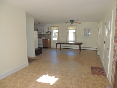 15 Beach St, Mattapoisett, MA 02739 - photo 5