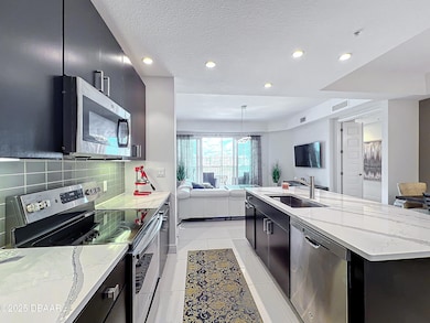 10530 Boardwalk Loop unit 304, Lakewood Ranch, FL 34202 - photo 6