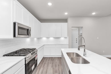 21003 Bay Village Dr unit B, Cypress, TX 77433 - photo 2