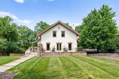 5316 Oak St, Kansas City, MO 64112 - photo 5