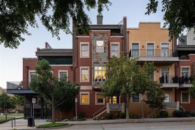 109 NE 3rd St, Oklahoma City, OK 73104 - photo 2