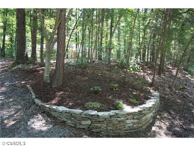 Yard/Garden - Entrance Driveway Landscaping.