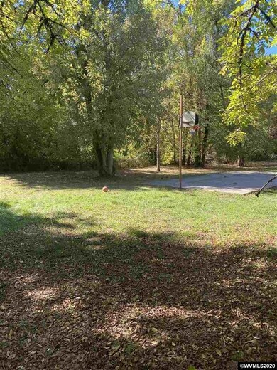 301 Ash St, Independence, OR 97351 - photo 5