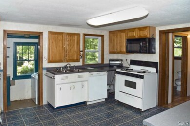 791 Gall Rd, Easton, PA 18040 - photo 7