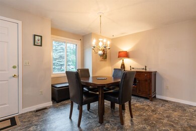 65 Thornhill Rd, Stratham, NH 03885 - photo 5