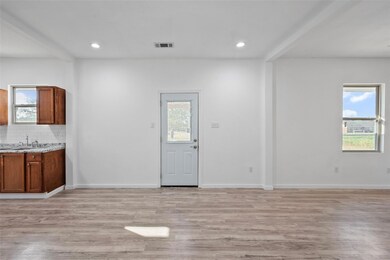 372 SW County Road 1005, Corsicana, TX 75110 - photo 6