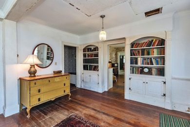 Entry area