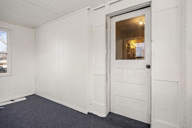 230 N Moreau Ave, Tipton, MO 65081 - photo 4