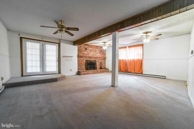 29693 Skyview Dr, Mechanicsville, MD 20659 - photo 4