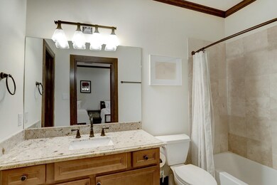 1716 Welch St, Houston, TX 77006 - photo 6