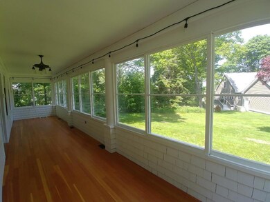 3 Avon porch