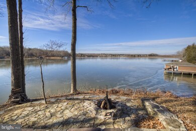 7606 Governors Point Ln, Unionville, VA 22567 - photo 3