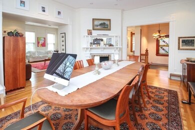 9 Farquhar Rd unit 9, Newtonville, MA 02460 - photo 2