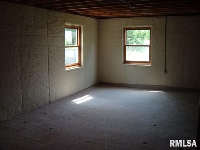 1011 Emerald Woods Ct, Davenport, IA 52806 - photo 7