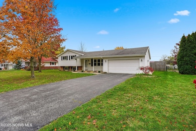 1817 Camelot Ln, Findlay, OH 45840 - photo 3