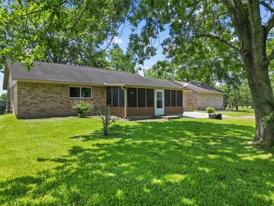 17103 Cowan Rd, Alvin, TX 77511 - photo 3