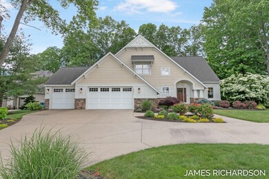 2-web-or-mls-15011-greybirch-ln