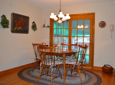 5307 Elise Way, Louisville, KY 40219 - photo 4