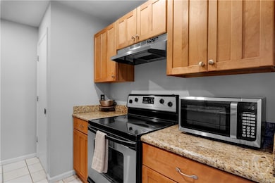 411 W Congress St unit 5, Savannah, GA 31401 - photo 5