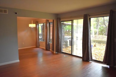 113 Inverness Ct unit C, Kalamazoo, MI 49006 - photo 5