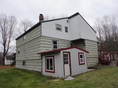 EXTERIOR LEFT REAR