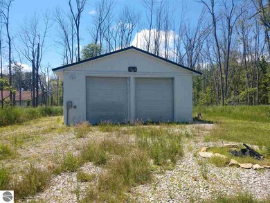 2822 S Santiago Rd, Au Gres, MI 48703 - photo 2