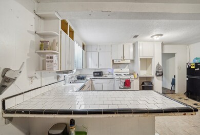 2307 Sunny Dr, Houston, TX 77093 - photo 5