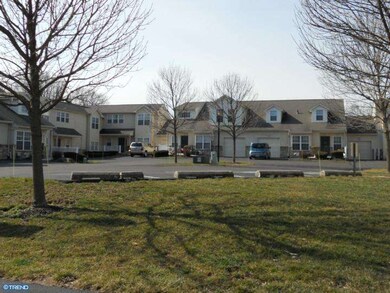 10 Stuart Dr, Norristown, PA 19401 - photo 3