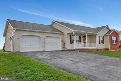 18844 Diller Dr, Hagerstown, MD 21742 - photo 2