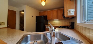 245 Scituate Vista Dr unit B, Cranston, RI 02921 - photo 4