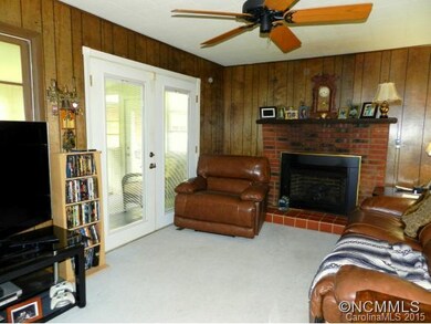 27 Oakley Dogwood Dr, Asheville, NC 28803 - photo 4