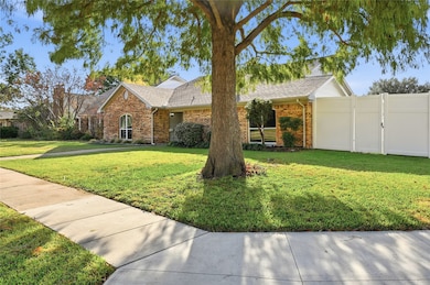 3700 Westminster Place, Carrollton, TX 75007 - photo 6