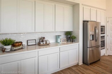 17147 Crimson Crest Dr, Conroe, TX 77302 - photo 5